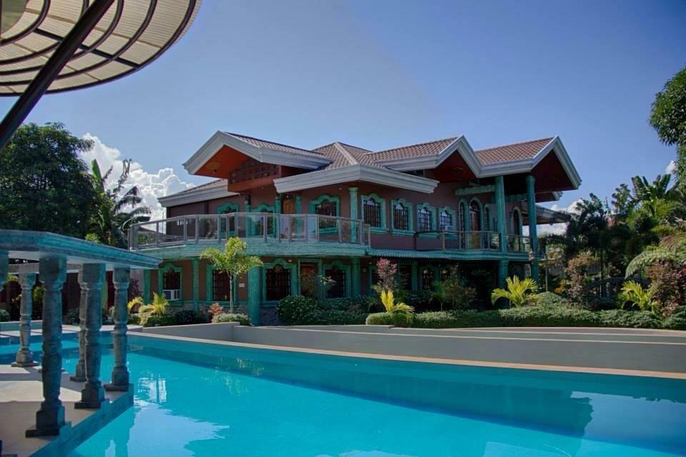 Luxus Residencia De Baler Hotel Luaran gambar